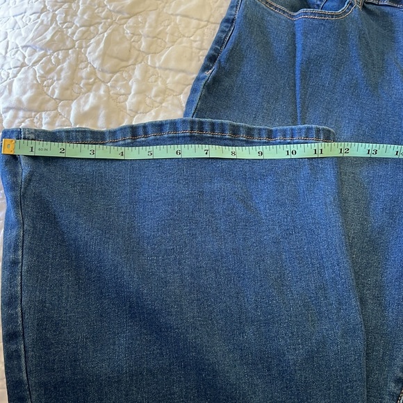 Tall 37 inseam Alloy Apparel Jeans Size 20 Boot Cut Jeans 5 pockets Stretchy EUC - Picture 7 of 9